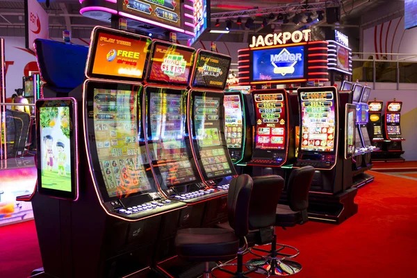 omtogel88 What Makes Bingo Different